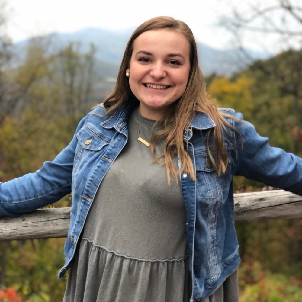 Meet your Posher, Ashlee